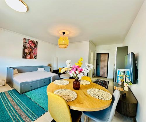 Tunari Apartment | Caro Studio