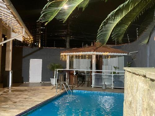 Vila Caicara House | Casa 100mtrs do mar com piscina aquecida