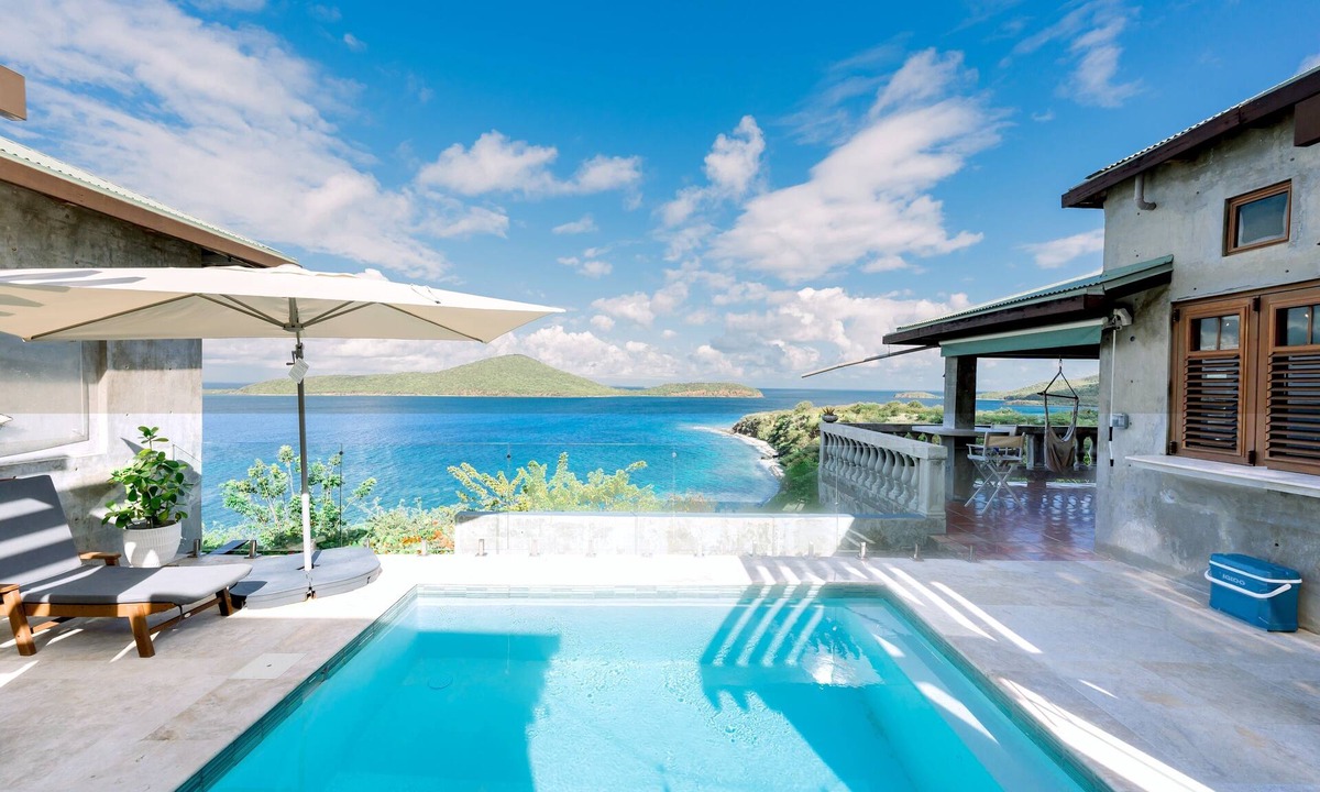 Culebra Pueblo House | Casa 9 — Beachfront Villa with Private Heated Pool & Ocean Views @ Culebra, PR