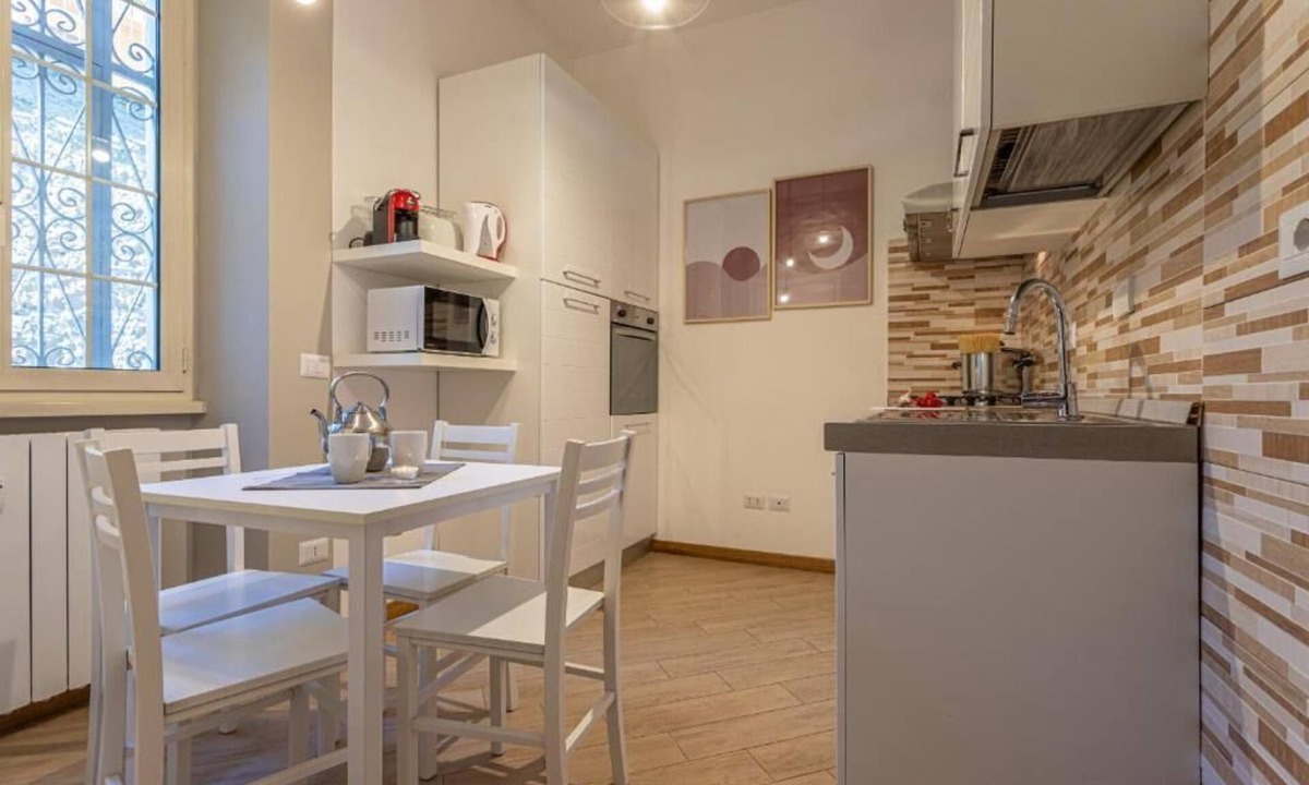 Zona XV Torre Maura House | Casa Abeba