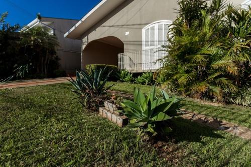 Oficinas House | Casa Aconchego da Bisa - perto do Estádio do Operário!