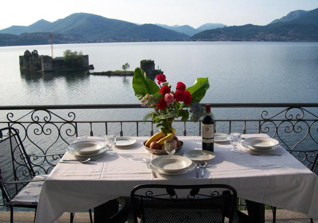 Cannobio Apartment | Casa ai Castelli
