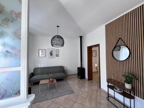 Massa d'Albe House | Casa Albe
