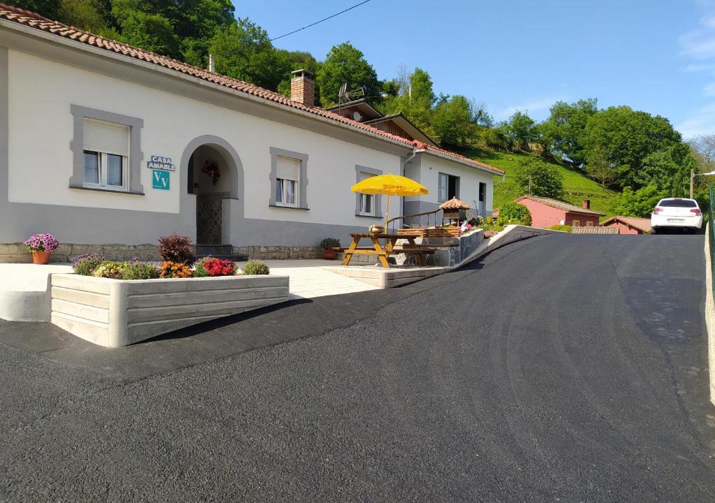 La Roza House | CASA AMABLE