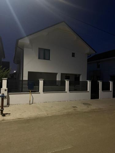 Sanmartin House | Casa Andreea 2