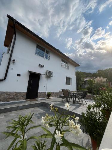 Orsova Apartment | Casa Anna&Criss