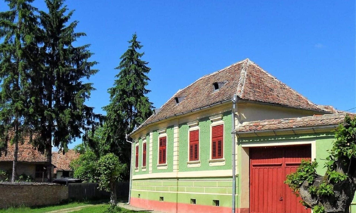 Nemsa House | Casa Arthur traditional saxon mansion house