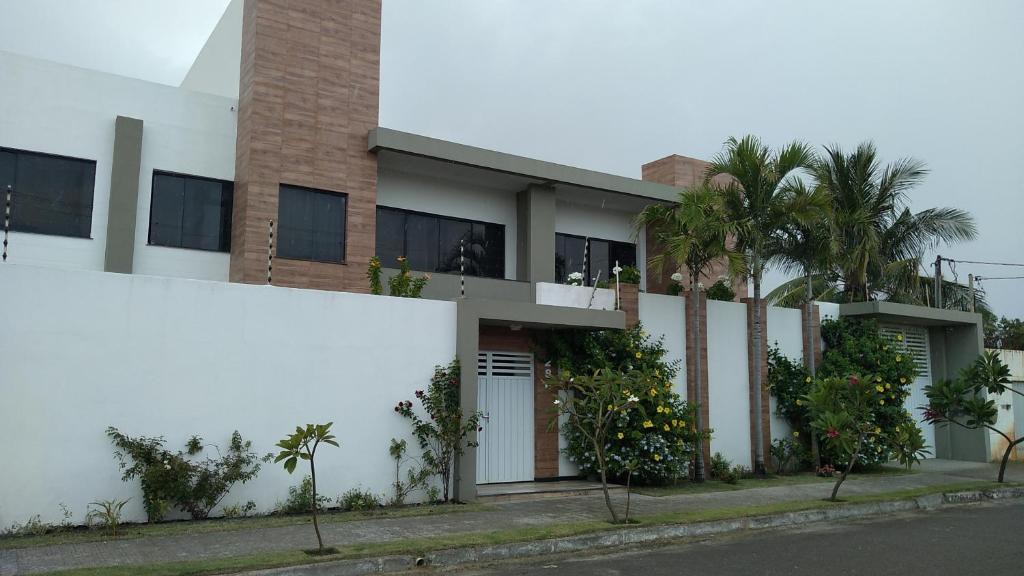 Aruana House | Casa Aruana
