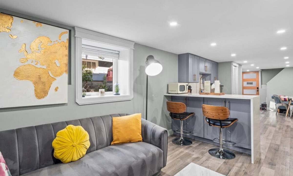 Whittier Heights House | Casa Ballard -Mid-Century Modern Guesthouse