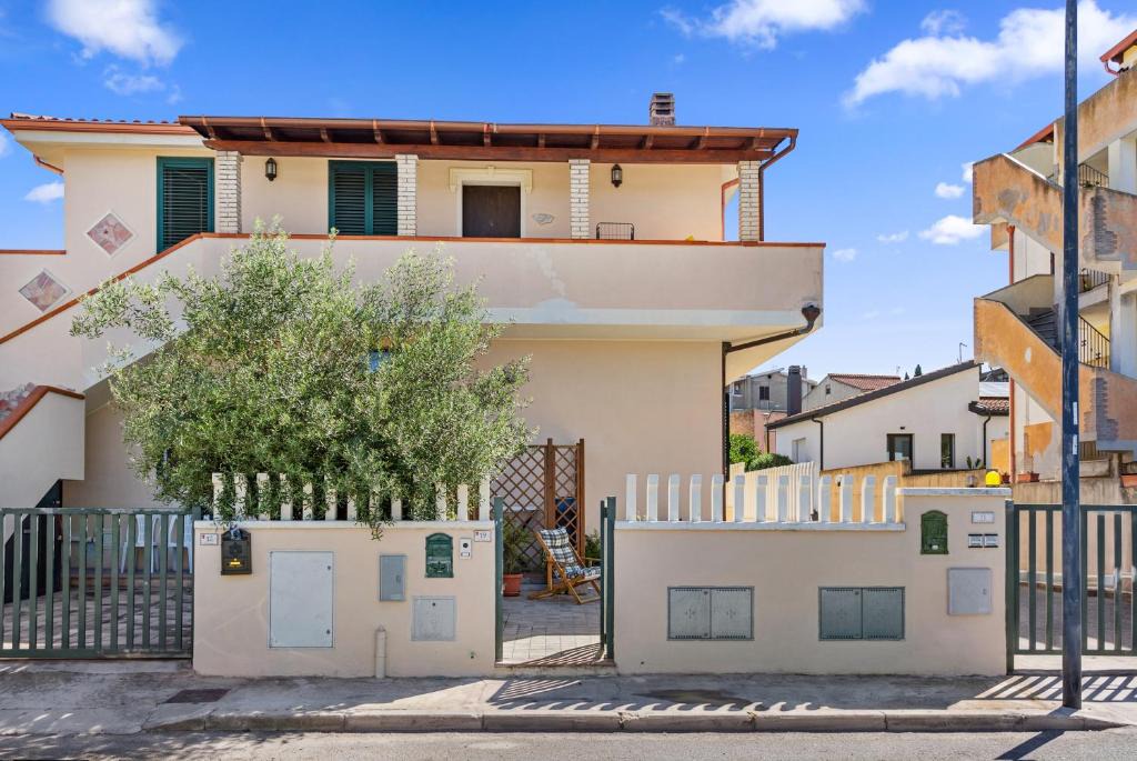 Dolianova House | Casa Bea