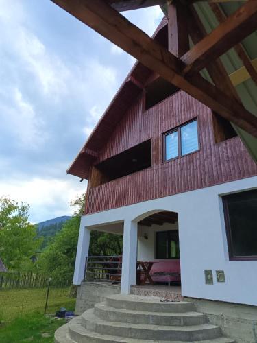 Grinties House | Casa Bebe