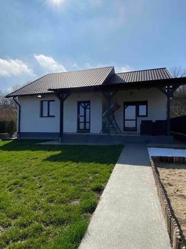 Bacau County House | Casa Bellevue