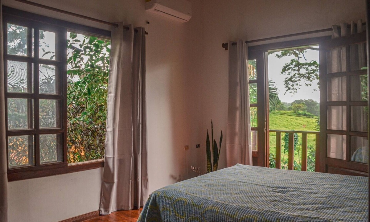 Javilla House | Casa Bugambilia