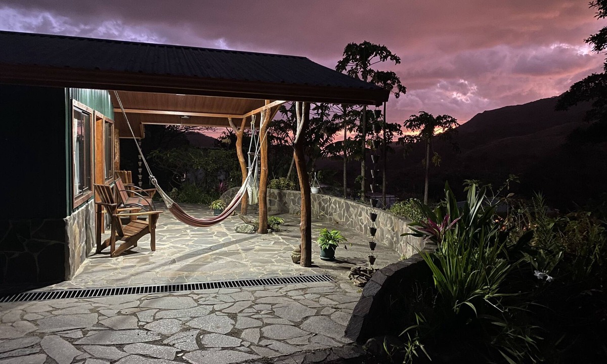Monteverde Cabin | Casa Cacique 2026 NEWLY Re-Opened and Managed- surrounded by nature and beauty