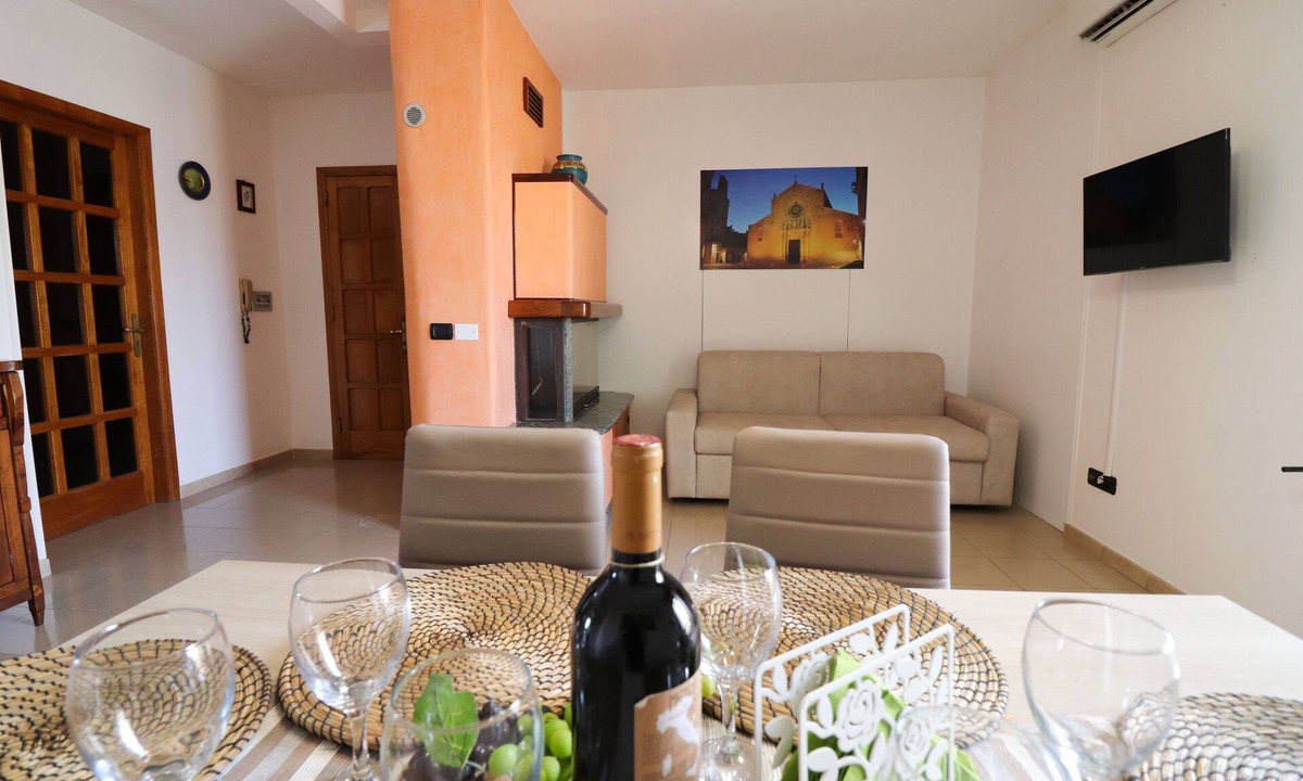 Otranto Historic Centre House | Casa Calipso in Otranto: Holiday Apartment with Balcony, Wi-Fi & Air Conditioning
