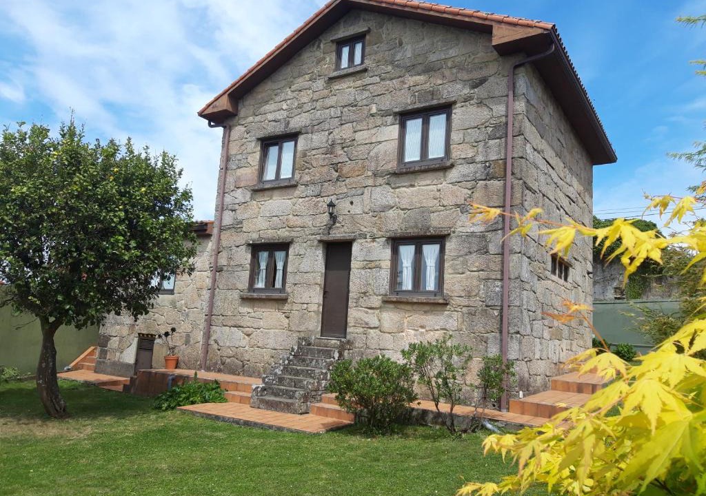 Ames House | Casa Camino Santiago-Fisterra