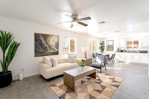 Tucson House | Casa Cielo - Eco-friendly 2BD Near Gem Show & I-10