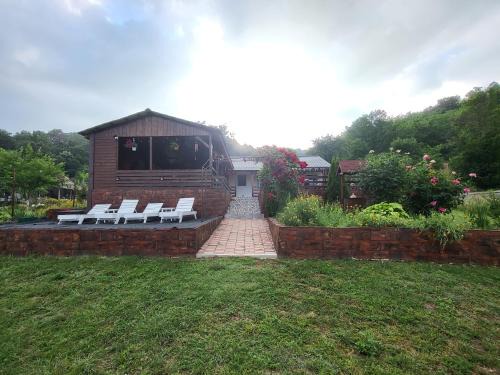 Eselnita House | Casa Claudiu