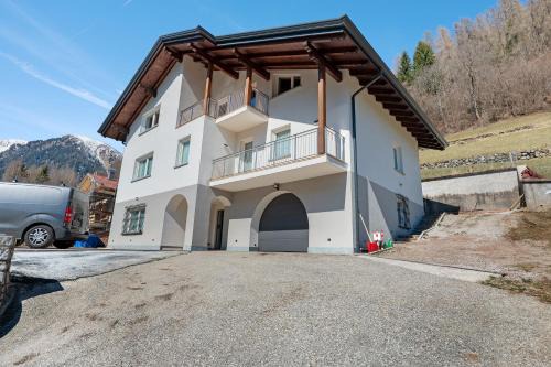 Fontana Nuova-Bevia House | Casa Colìn