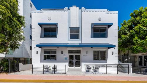 South Beach Hotel | Casa Collins