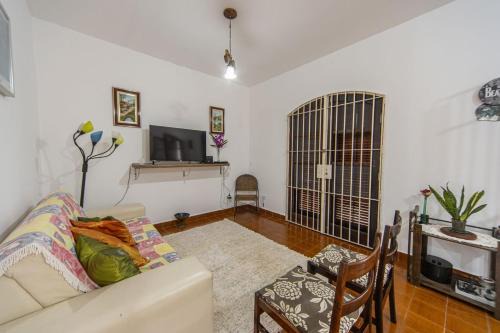 Florida House | Casa com Churrasqueira a 500m da Praia de Solemar