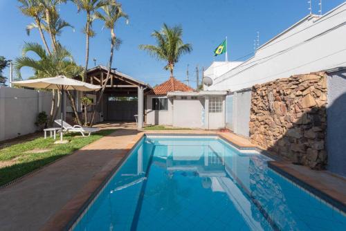 Sao Carlos House | Casa com Piscina e Churrasqueira no Parque Fehr