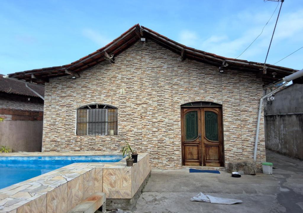 Jardim Praia Grande House | Casa com pisicna in Mongaguá