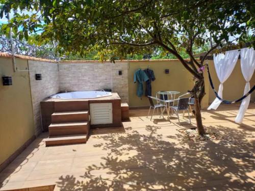 Cuiaba House | CASA COM SPA DE HIDRO, AQUECEDOR E CROMOTERAPIA A 1,0 kM DO CENTRO