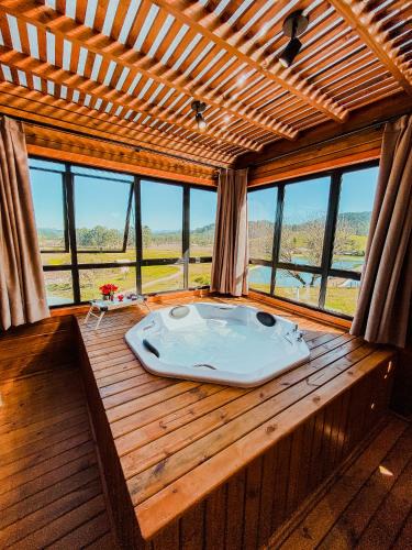 Rio Fortuna Ski Chalet | Casa Container - Pousada Container da Montanha VERDE Banheira