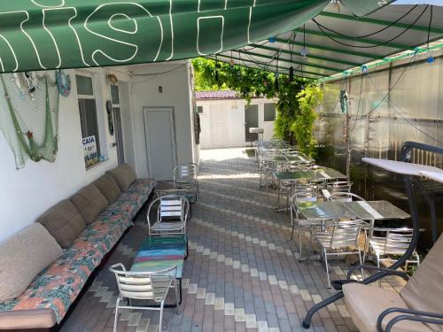 Jibert House | Casa cu flori