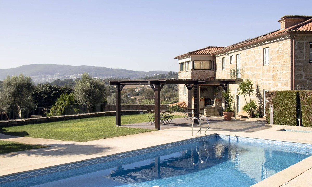 Barcelos House | Casa da Pousada - Historic Farmhouse with Private Pool & Total Exclusivity