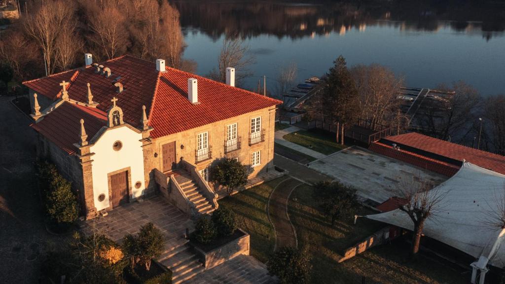 Beijos House | Casa da Ribeira
