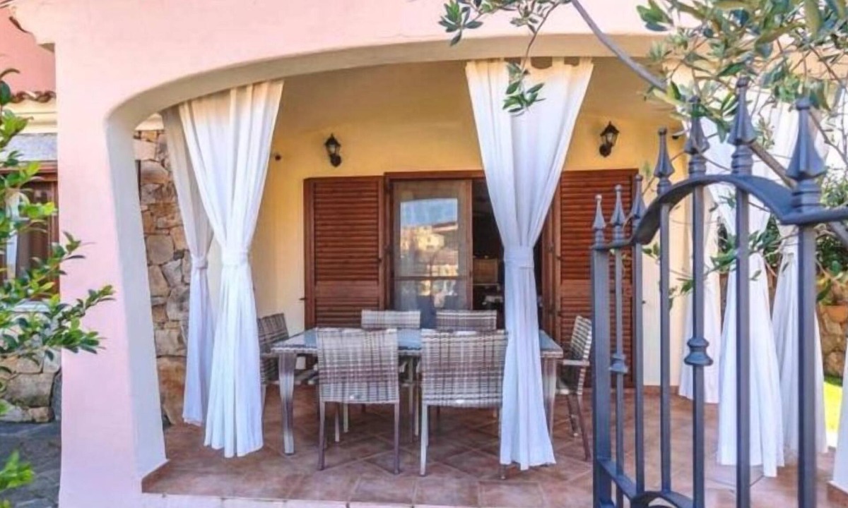 Budoni House | Casa Da Vinci with pool -10min from the beach