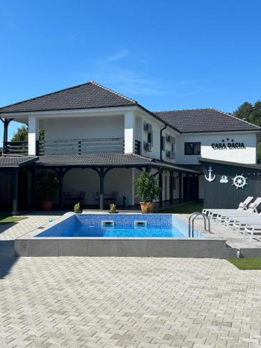 Eselnita House | Casa Dacia