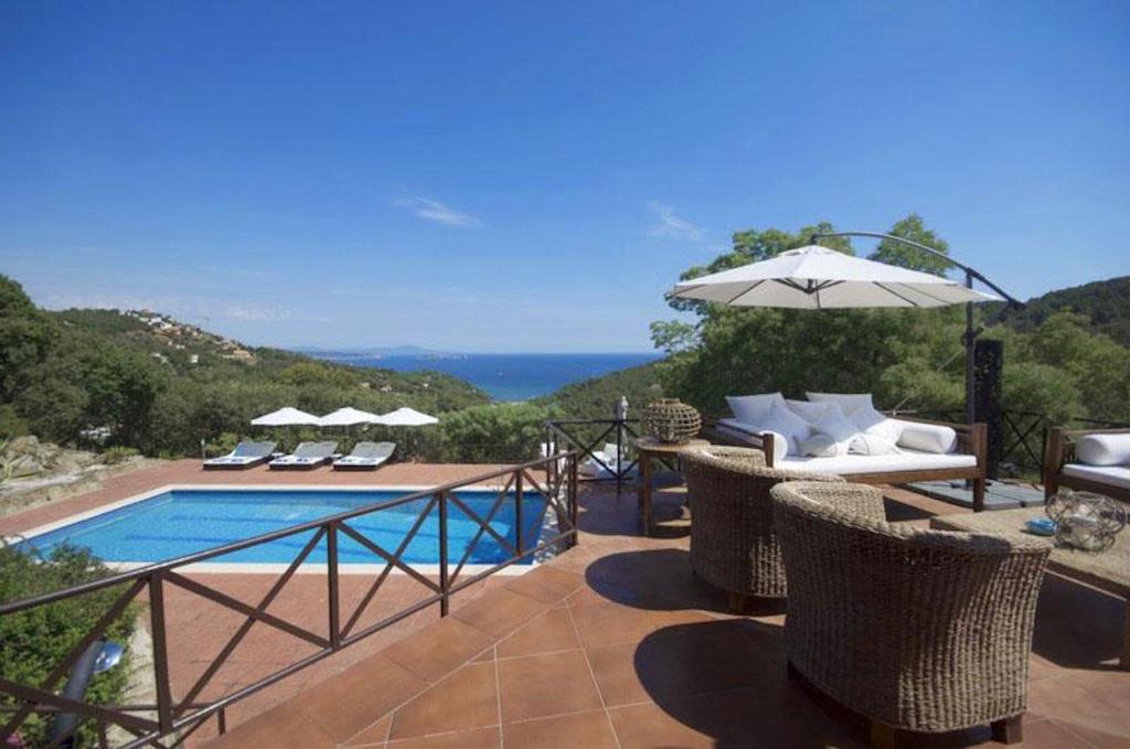 Begur Villa | Casa Dadumbo