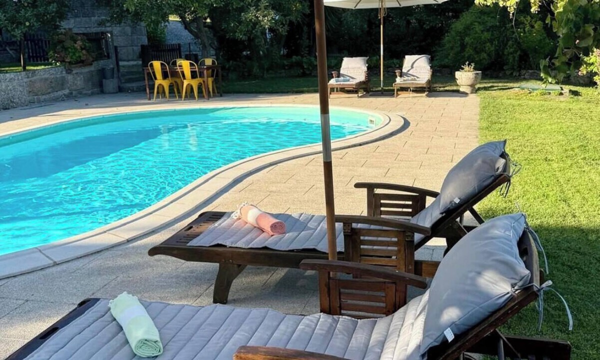 Beijos House | Casa das Mós - Rural house with swimming pool and mountain views