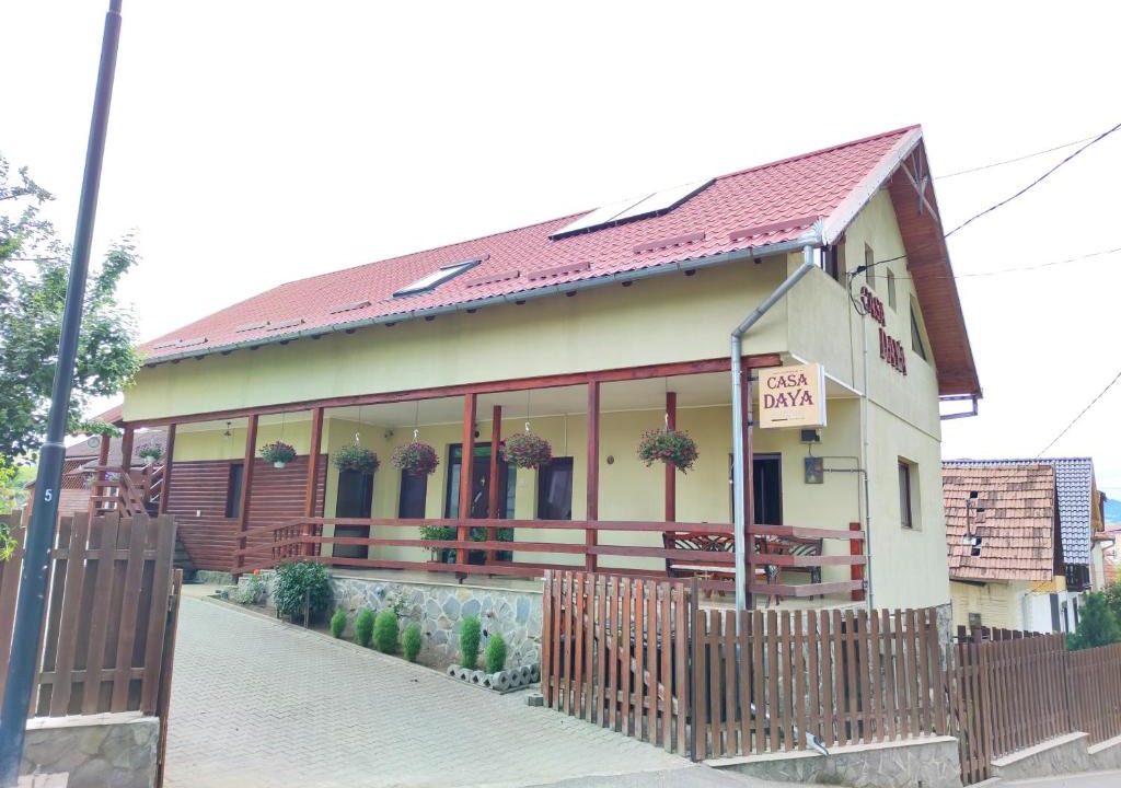 Toplita House | Casa Daya