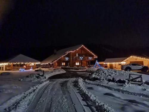 Sucevita Cabin | CASA de POVESTE