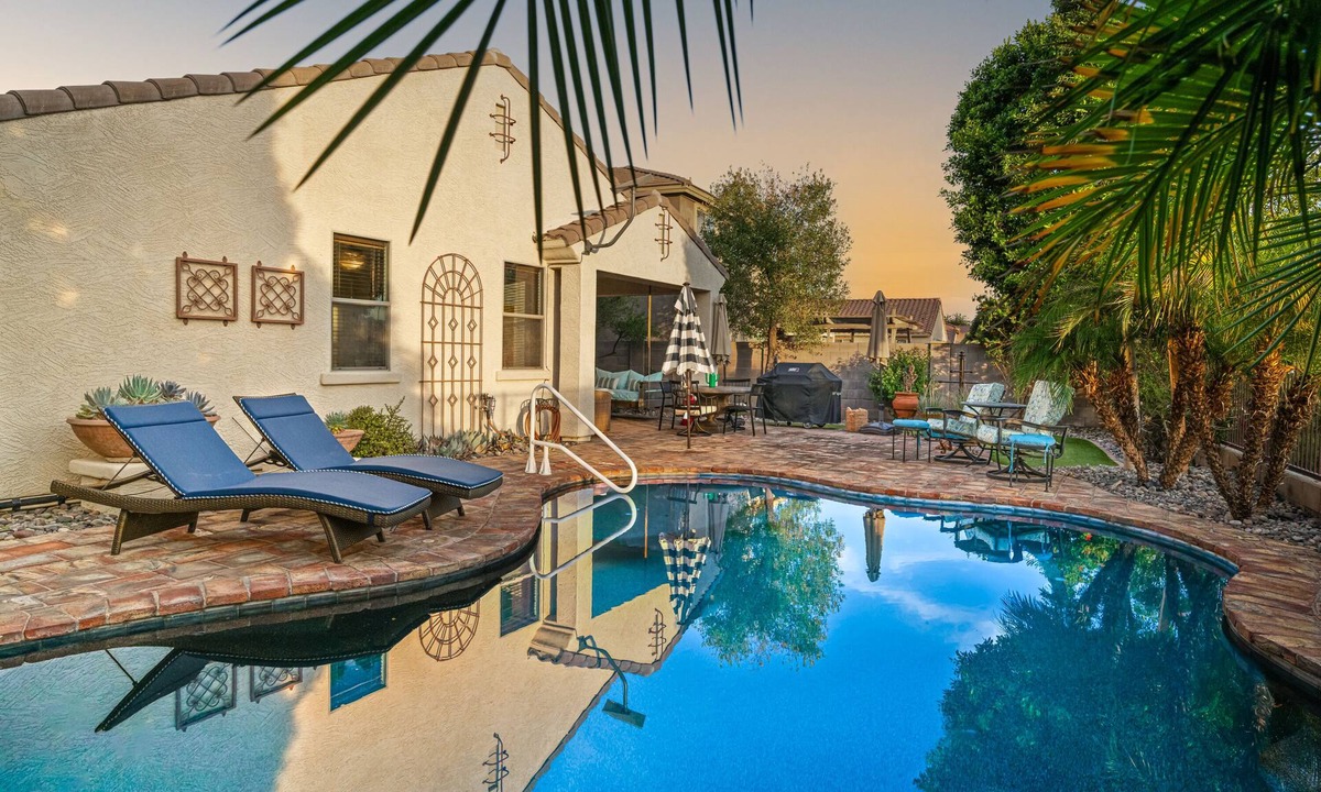Power Ranch Cottage | Casa de Stella Luna European Cottage with HEATED Pool in Power Ranch
