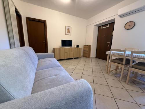 Castelletto Sopra Ticino Apartment | Casa di Klara with Covered Parking & Terrace