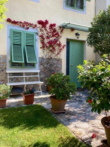 Monte San Quirico House | Casa di Sara