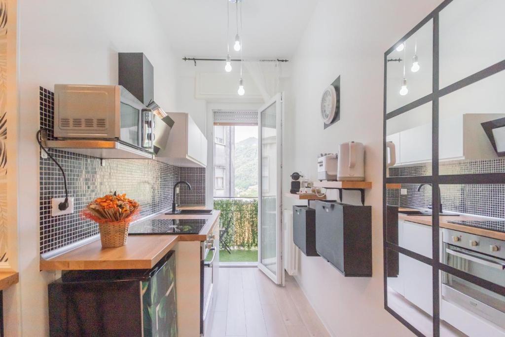 Lipomo Apartment | Casa di Silvia. Sei km da Como