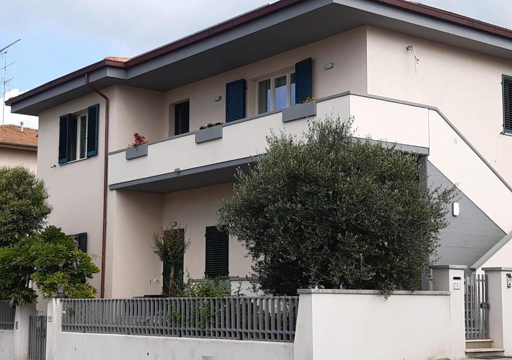 Rosignano Solvay Apartment | Casa Dino