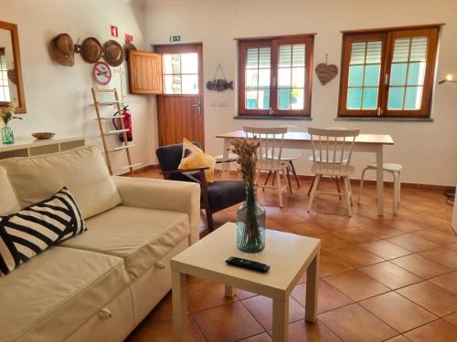 Vila Nova de Milfontes House | CASA DO MONTINHO by Stay in Alentejo