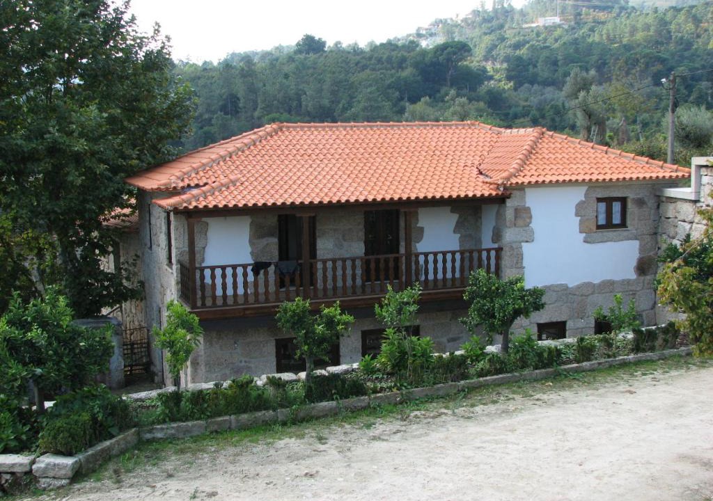 Britelo House | Casa do Outeiro da Ribeira