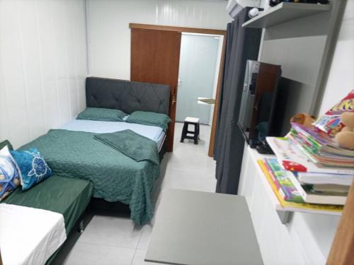Centro House | Casa do Tião Refugio em Container 50metros do mar, 15km Beto Carrero e 3km do Aeroporto e Porto de Navegantes Centro da Cidade NÃO RECEBEMOS FUMANTES