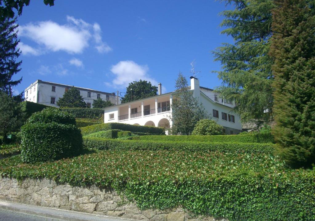 Caramulo House | Casa dos Arcos