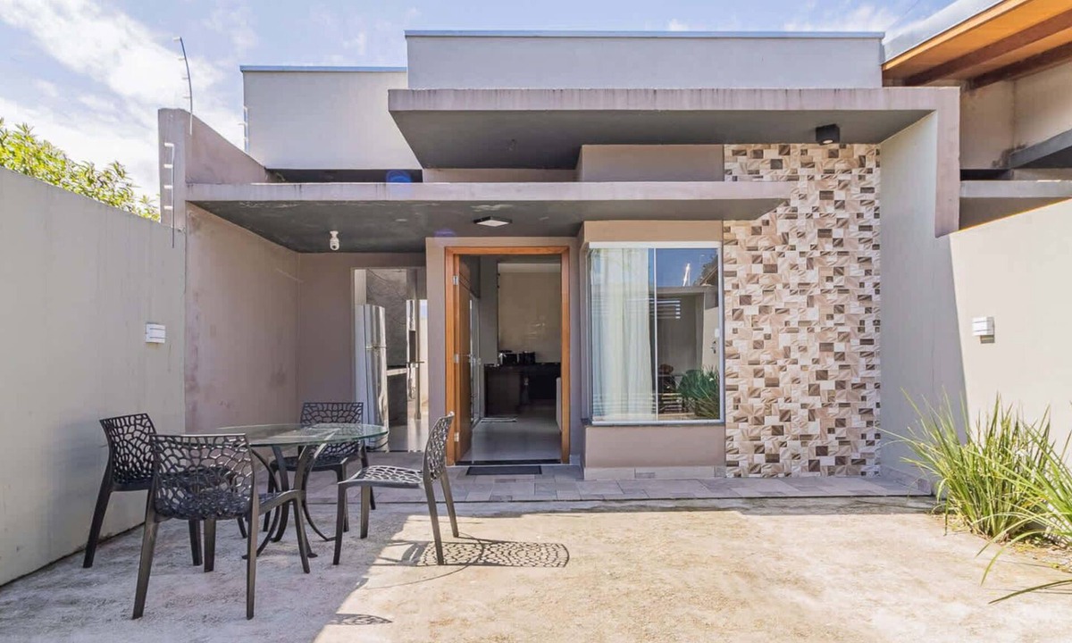 Pontal de Santa Marina House | Casa em Caraguatatuba com Churrasqueira