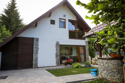 Valea Doftanei House | Casa Emana