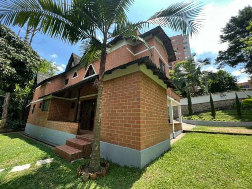 Envigado House | Casa en envigado ubicación perfecta para disfrutar de la naturaleza y la ciudad